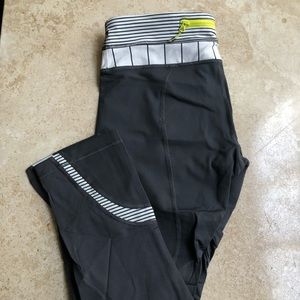 Lululemon crop leggings, gray, size 6